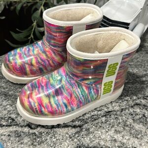 Girls ugg waterproof boots size 1